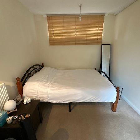 Cozy Room In Shared Home Near Canary Wharf Londres Exterior foto